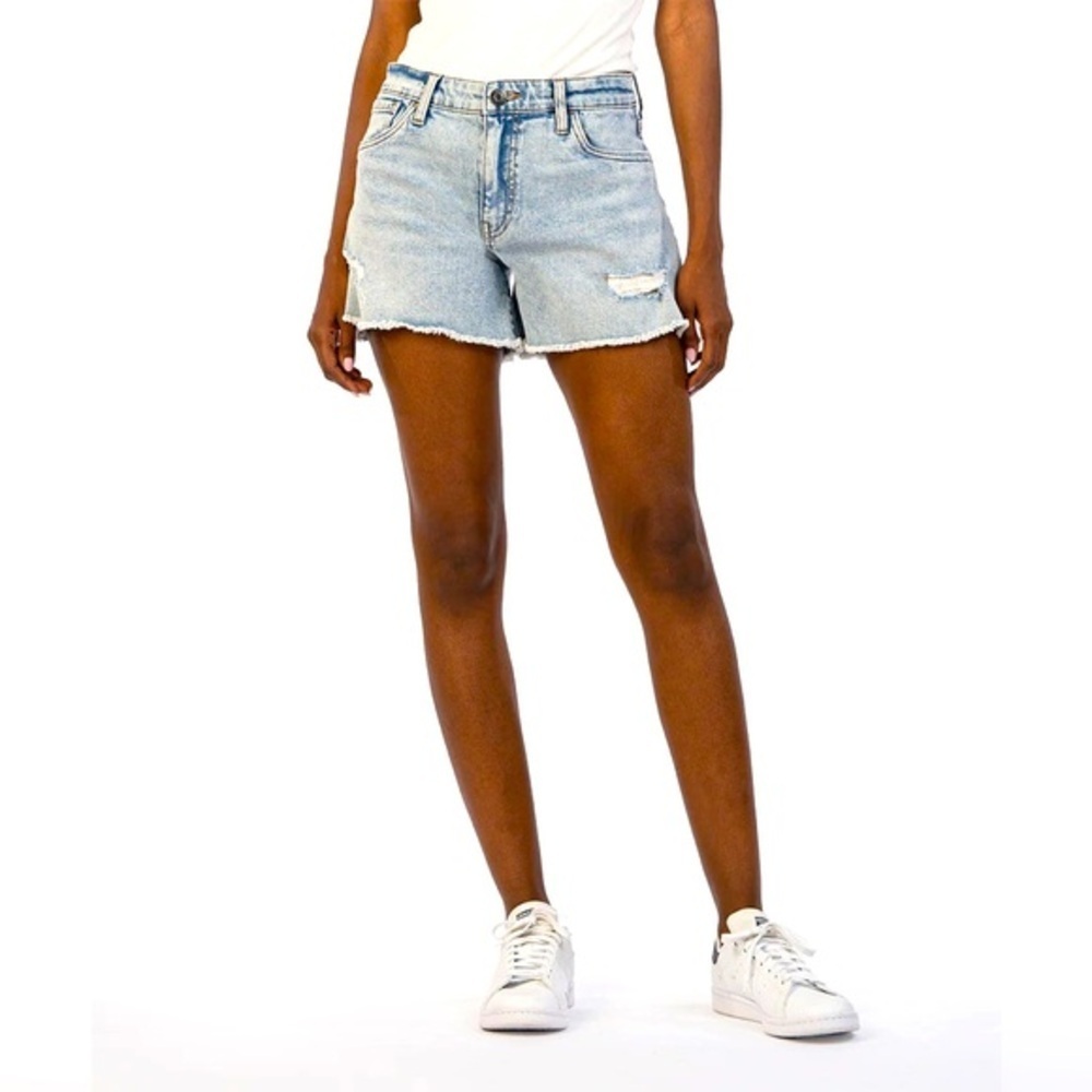 Super High-Rise Cut Off Jean Shorts 00